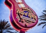В казино Seminole Hard Rock покеристка получила по голове ящиком с фишками
